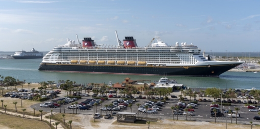 The Best Shuttles from MCO to Port Canaveral from Orlando Private Transfer